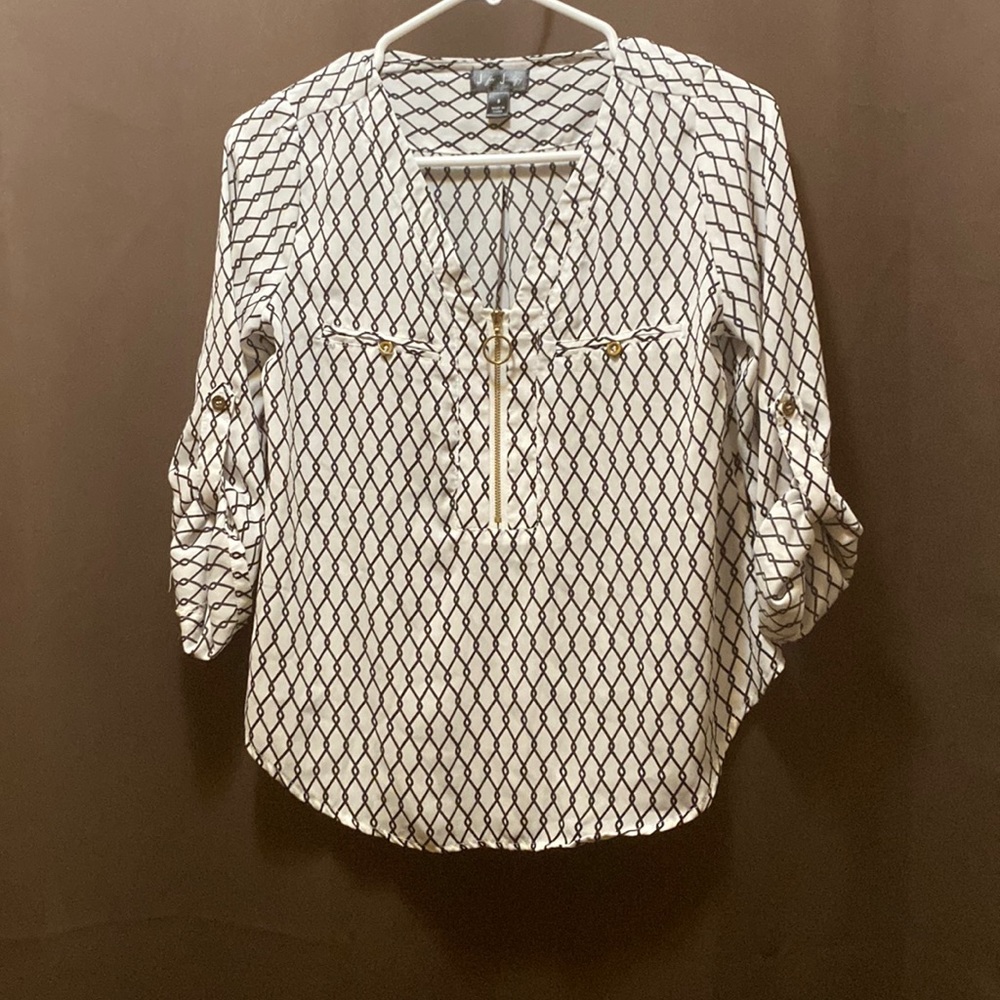 K for Justify black and white blouse